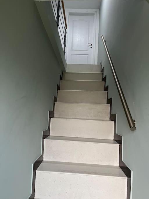 Peaceful Home Close To Airport With Parking Steenokkerzeel Екстер'єр фото
